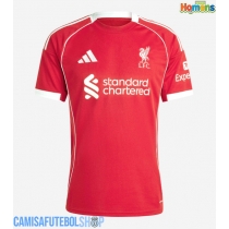 Camisa de time de futebol Liverpool Virgil van Dijk #4 Replicas 1º Equipamento 2025-26 Manga Curta